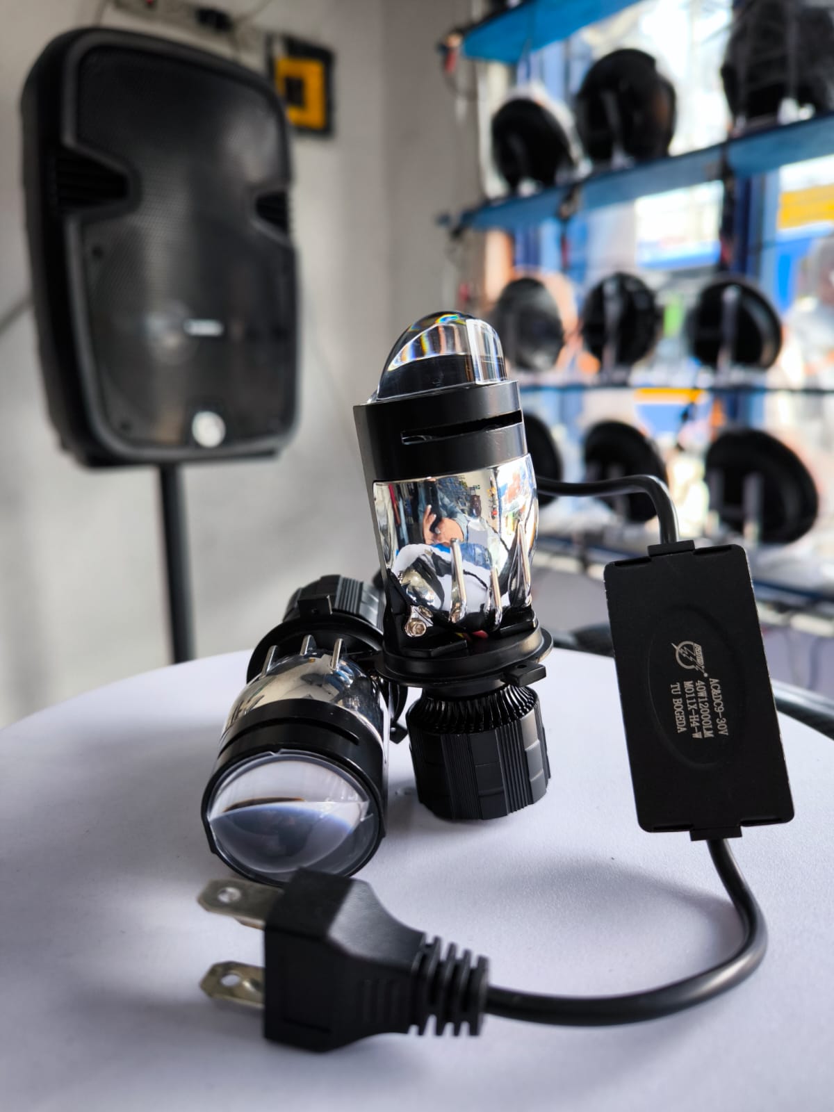 Miniatura 5 de Par Bombillos Led Bifocal (M011X-H4 W)